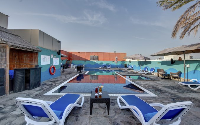 Zwembad van Hotel Donatello in Dubai