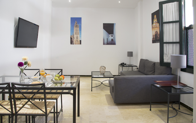 Woonkamer in een appartement van Corral de los Chícharos in Sevilla