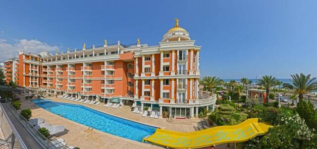 Hotel Antique Roman Palace in Alanya