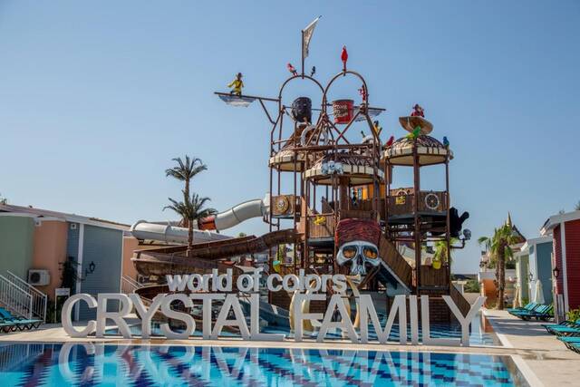 Crystal Club World of Colours