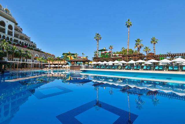 Crystal Sunset Luxury Resort And SPA