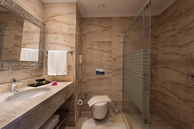 Oz Hotels Sui