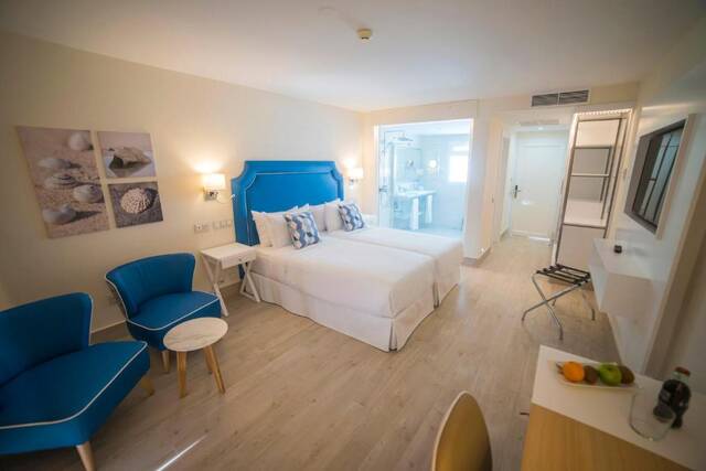 Hotel Boutique TAO Caleta Mar - kamer met zithoek