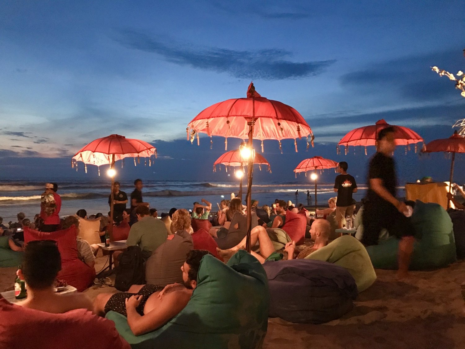 seminyak-2407835_1920