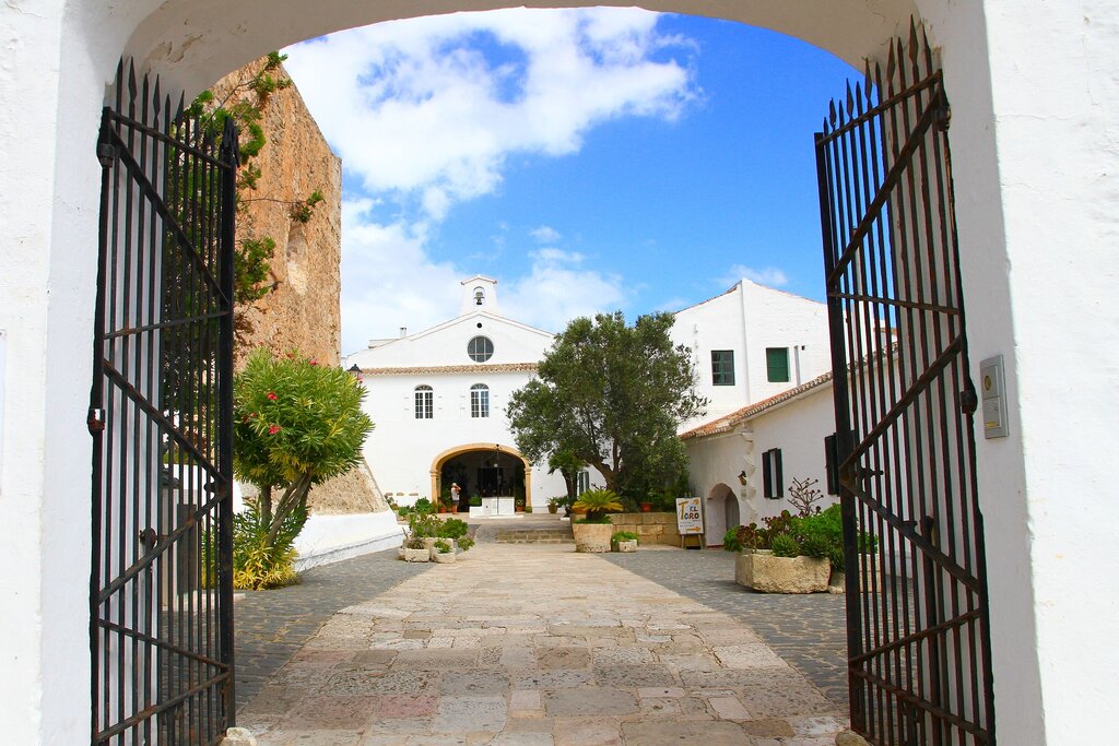 Zoek het rustige Menorca