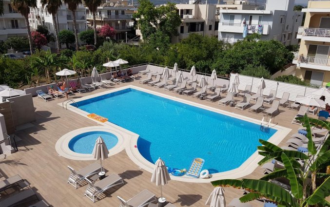 Buitenzwembad van Hotel Imperial op Kos