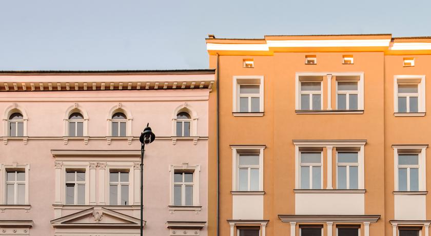 Buitenaanzicht van aparthotel Yarden in Krakau
