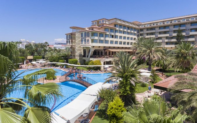 Uitzicht op Hotel Nova Park in Side