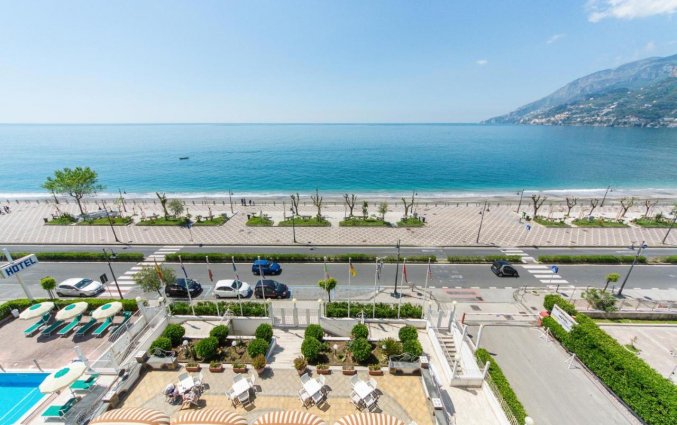 Uitzicht Hotel Pietra di Luna