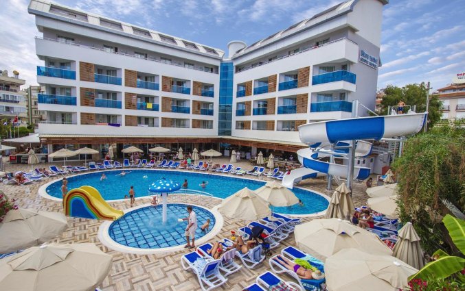 Hotel Blue Wave Suite in Alanya