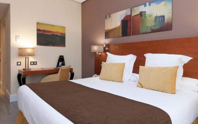 Tweepersoonskamer van Hotel Puerta de Toledo Madrid