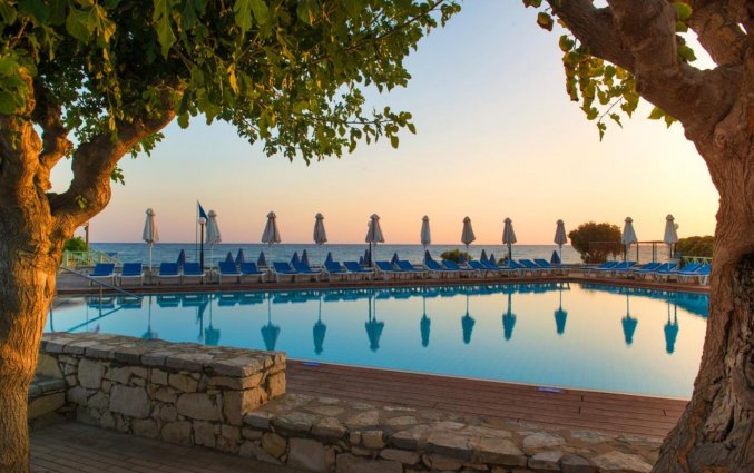 Zwembad van Hotel Silva Beach Chersonissos