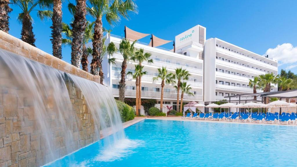 AzuLine Hotel Bergantin