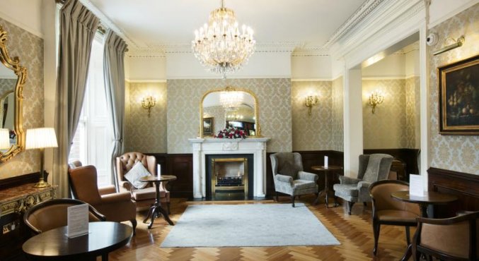 Lobby van hotel Harcourt in Dublin