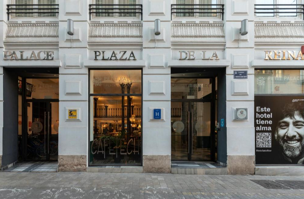 Petit Palace Plaza de la Reina