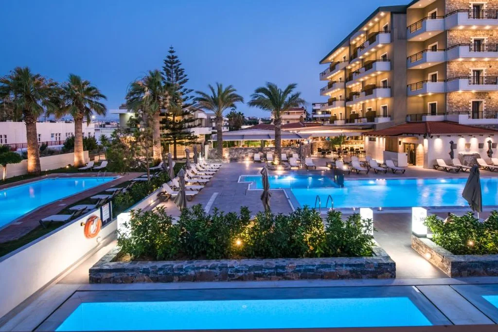 Petousis Hotel and Suites