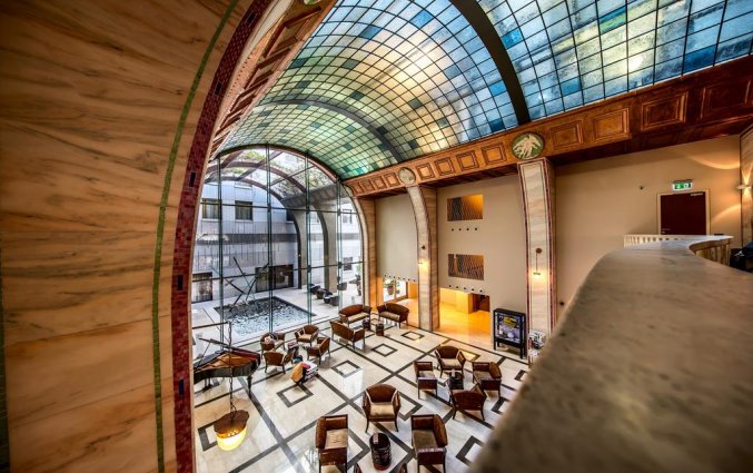Entree van Hotel Continental in Budapest