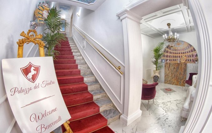 Ingang Bed & Breakfast Palazzo del Teatro