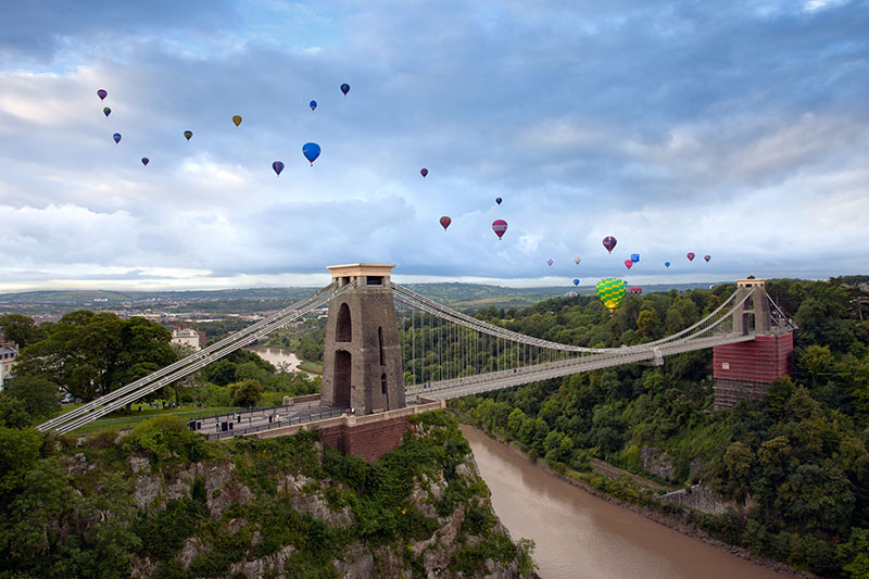 Bristol-Balloons over Suspension bridge