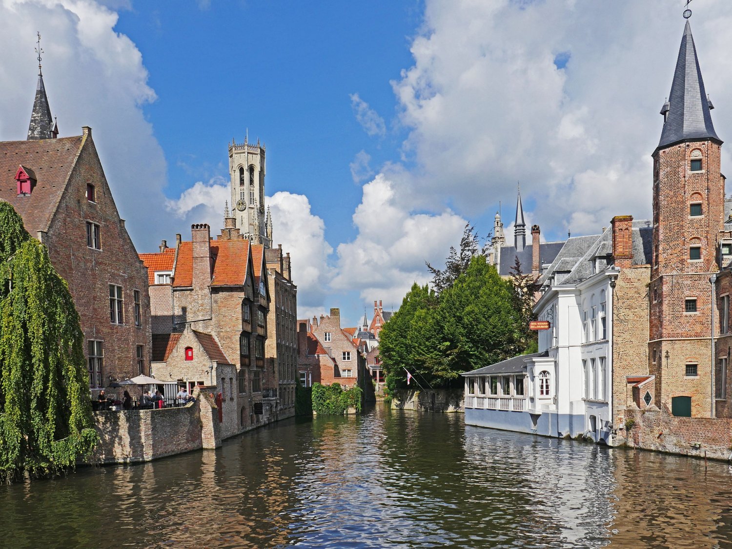 canal-in-bruges-2724438_1920