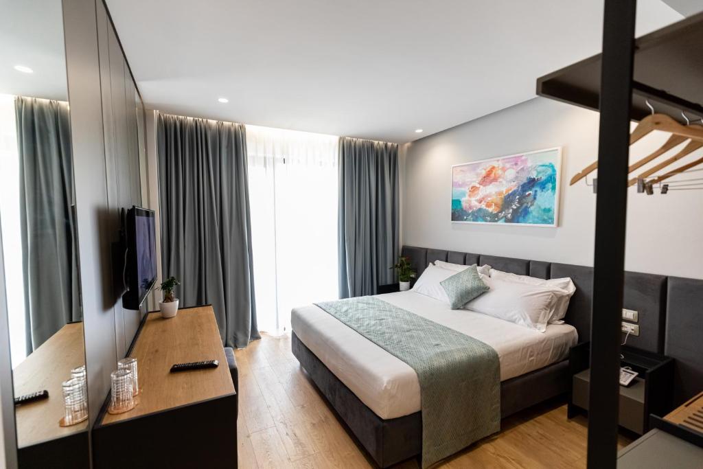 Moderne kamer met balkon