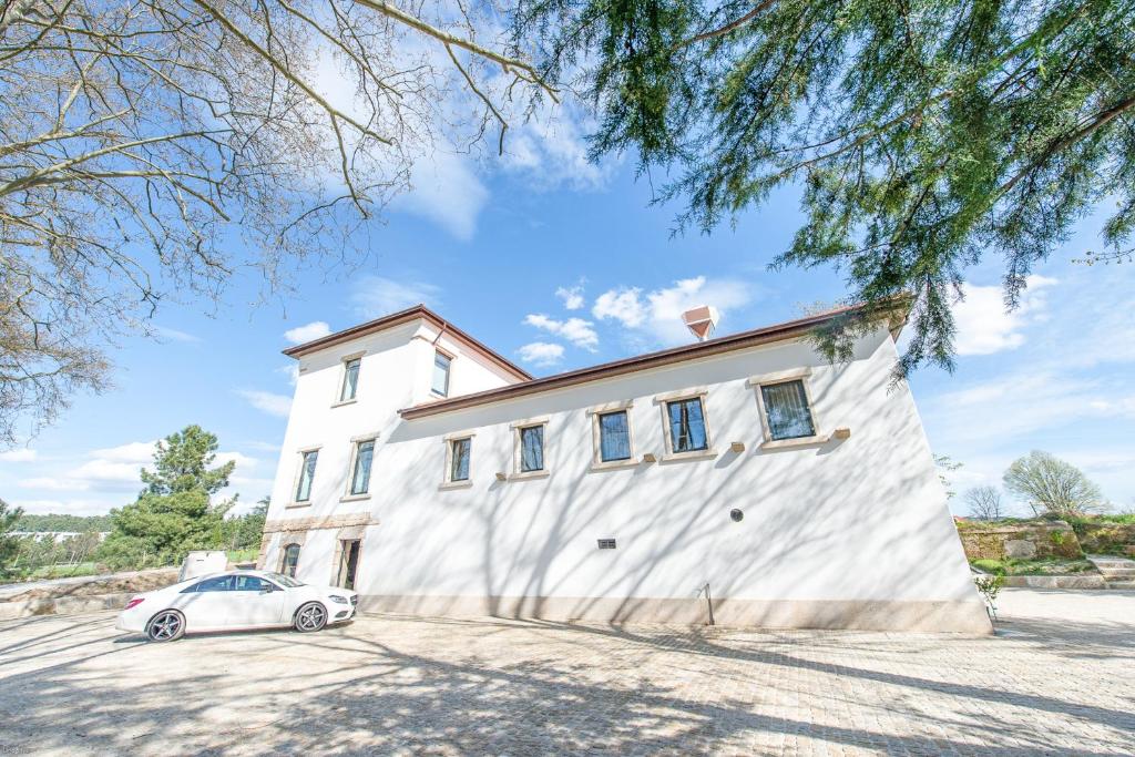 Borralha Hotel, Restaurante & Spa &ndash; zwembad en tuin