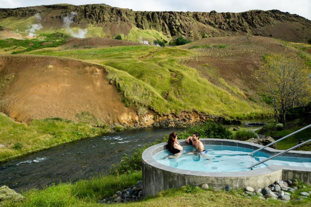 Hot tubs aan de warme rivier