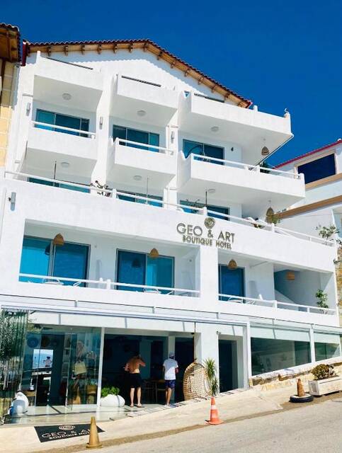 Geo & Art Boutique Hotel Himarë