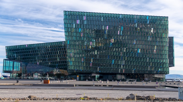 Harpa Concert Hall aan de haven