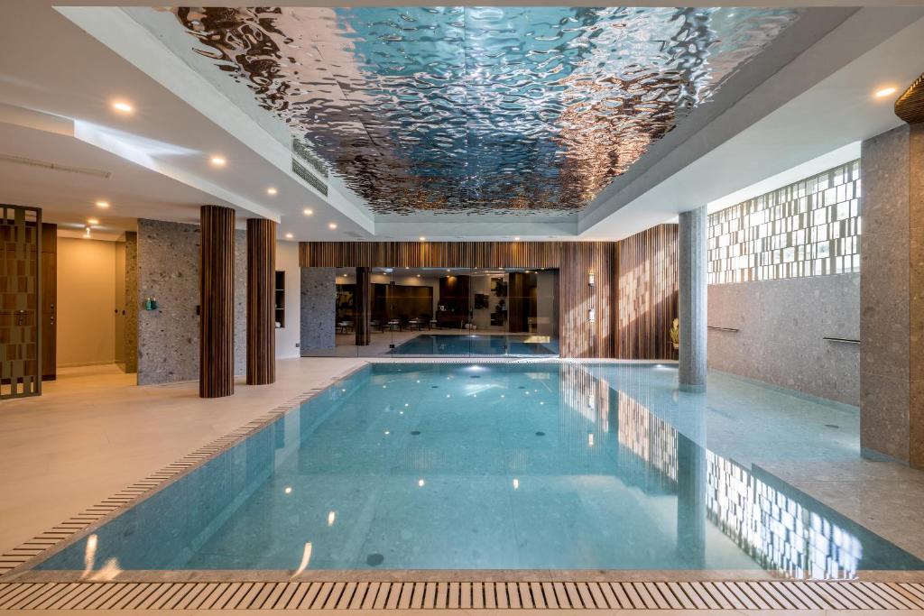Hotelkamer met zeezicht