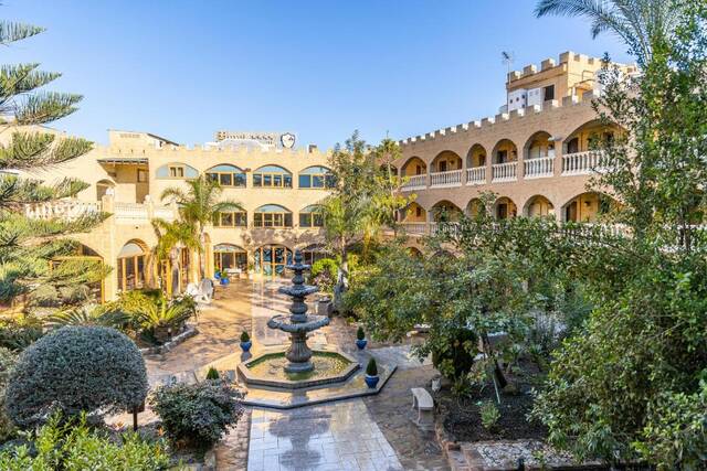 Hotel Plaza Del Castillo ****