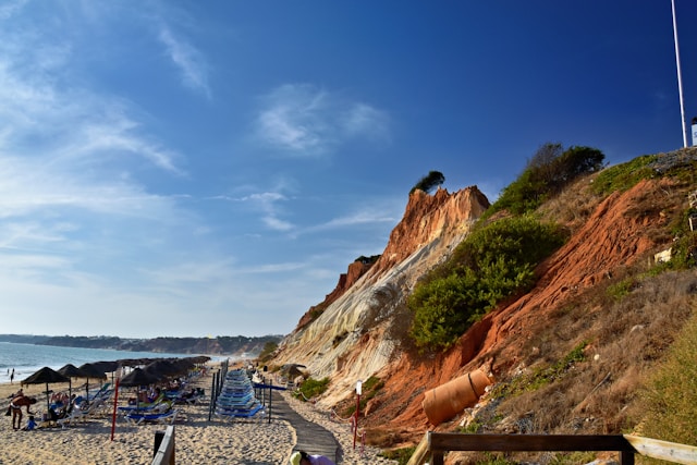 Algarve &ndash; rotskust en zee