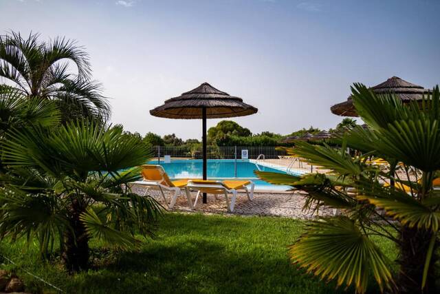 Luzmar Villas – zwembad en tuin