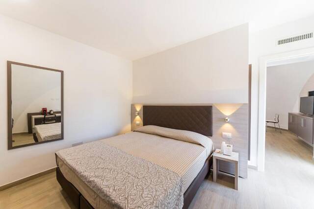 Privéstrand en zwembaden