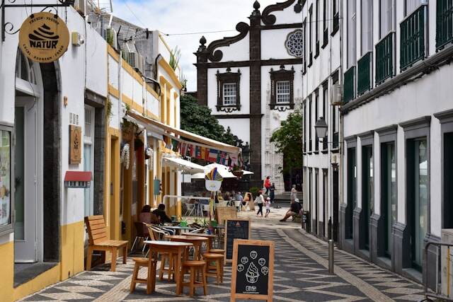 Ponta Delgada haven en stad