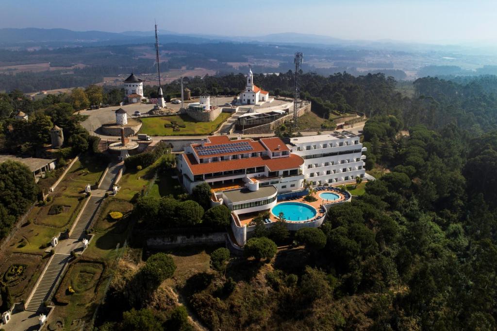 Sao Felix Hotel Hillside & Nature - zwembad en uitzicht