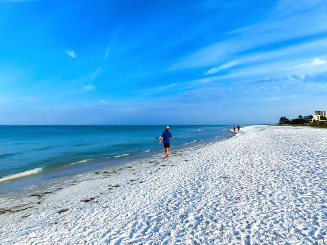Wit kwartszand op Siesta Beach