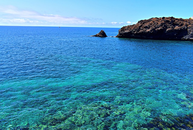 Playa Jardín met lavazand