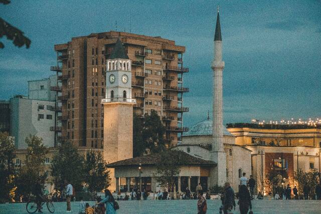 Tirana – avondleven op terras
