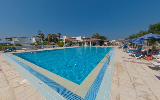 Zwembad van Hotel Tigaki's Star op Kos