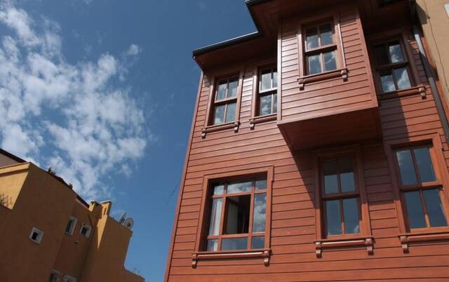 Voorkant hotel Lallin stedentrip Istanbul