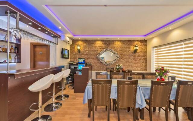 Hotel Taxim Marin