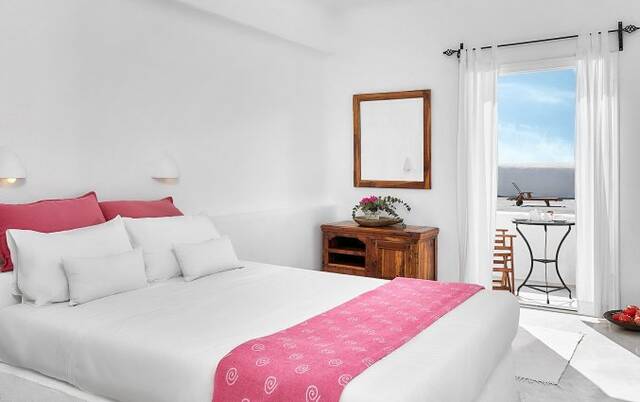finikiamemoriesantorini - double - room
