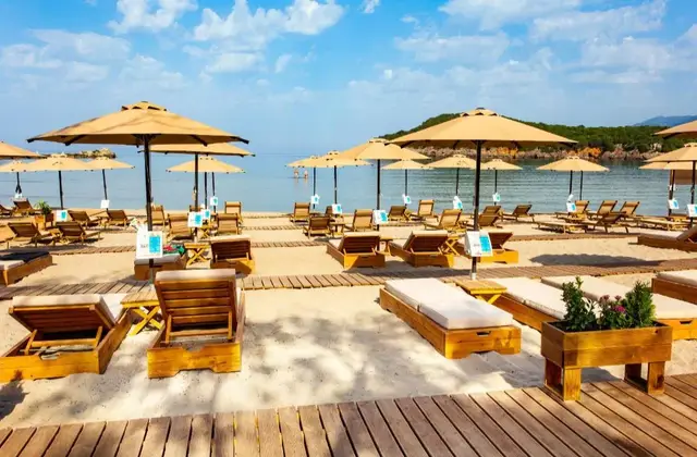 Hotel Sunrise Beach ligbedden
