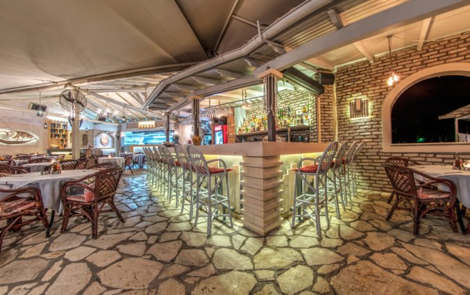 Bar van Hotel Iliada Beach op Corfu
