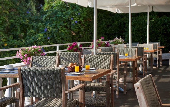 Roof Garden Bar van Hotel Primasol Louis Ionian Sun in Corfu