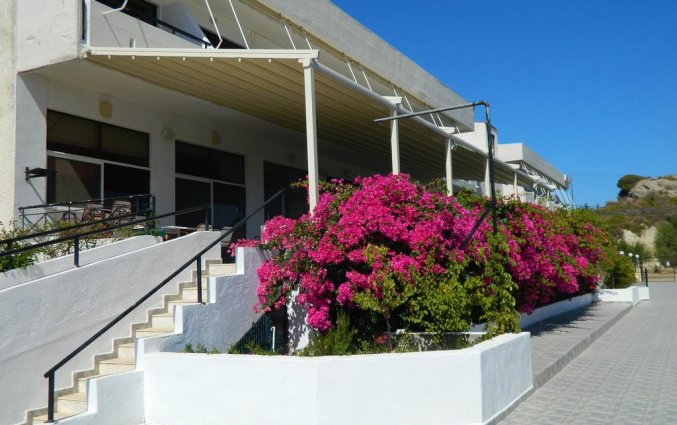 Ingang hotel Telhinis op Rhodos