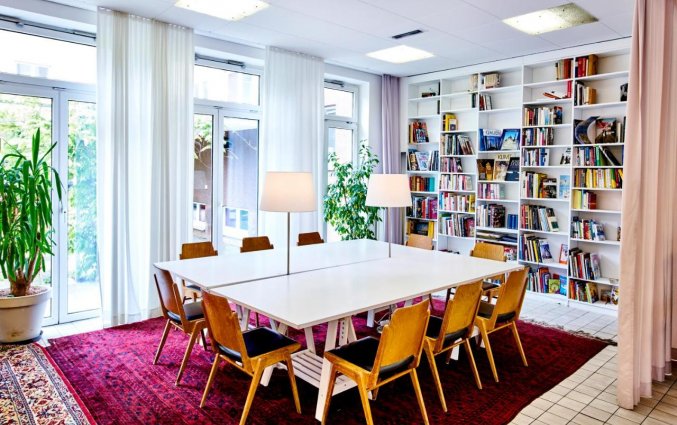 Bibliotheek van Hotel Magdas in Wenen