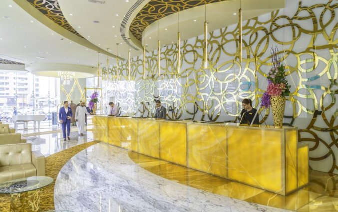 Receptie van hotel Gevora in Dubai