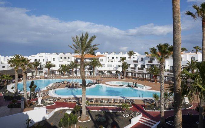 Buitenaanzicht van Appartementen Hesperia Bristol Playa op Fuerteventura